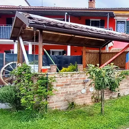 Casa Appartamento Vacanze La Fermata Delle Rondini Castello di Annone Exterior photo
